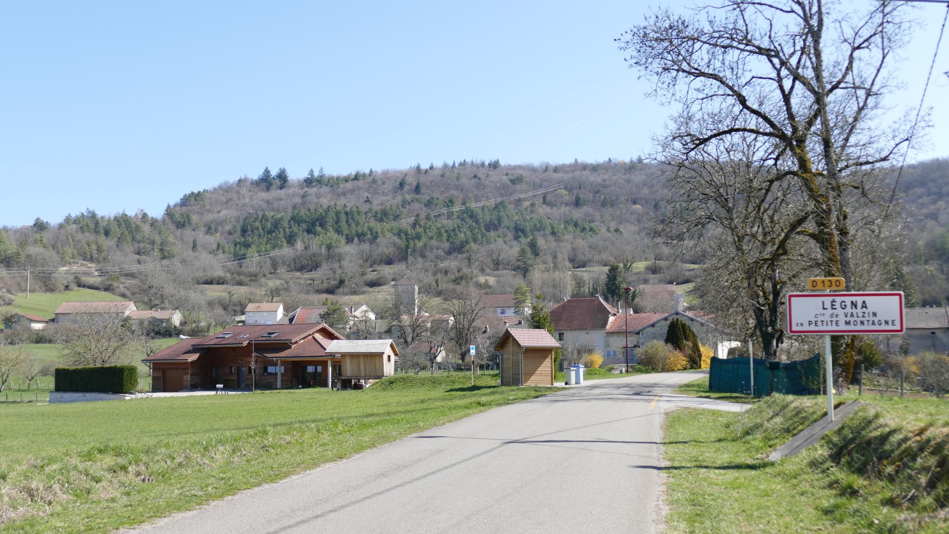Légna Commune de Valzin en Petite Montagne